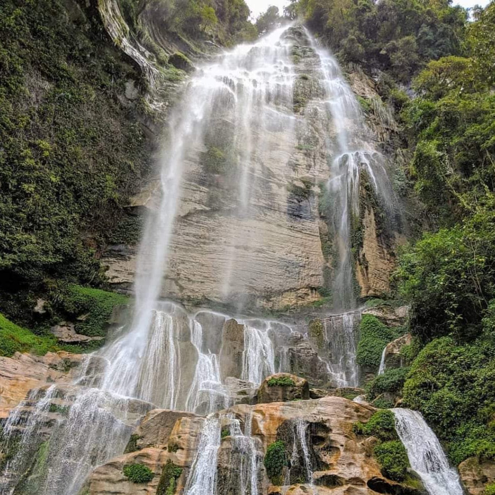 Barranquismo en la Catarata Pabellón - Cuispes
